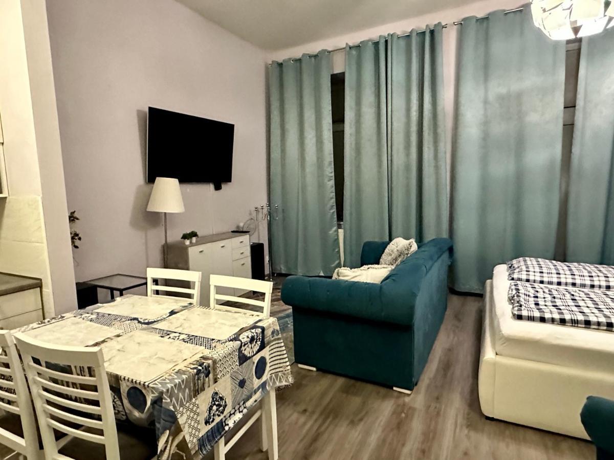 Kings Main Square Apartment Πόπραντ Εξωτερικό φωτογραφία