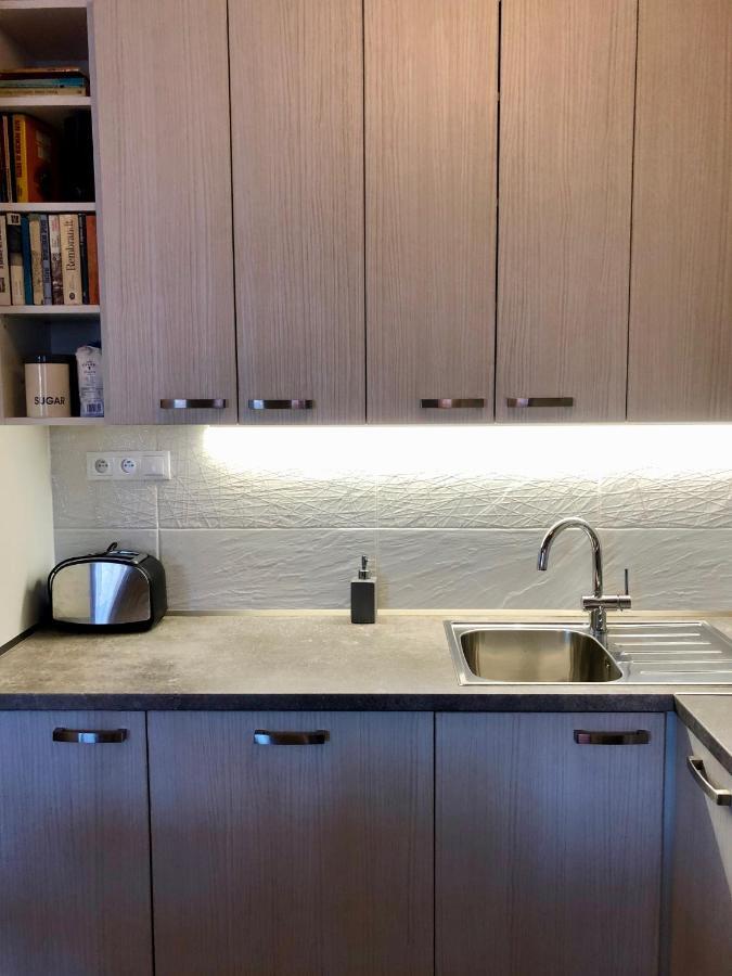 Kings Main Square Apartment Πόπραντ Εξωτερικό φωτογραφία